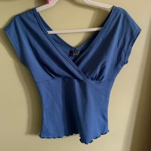 blue crossover top size small but stretchy